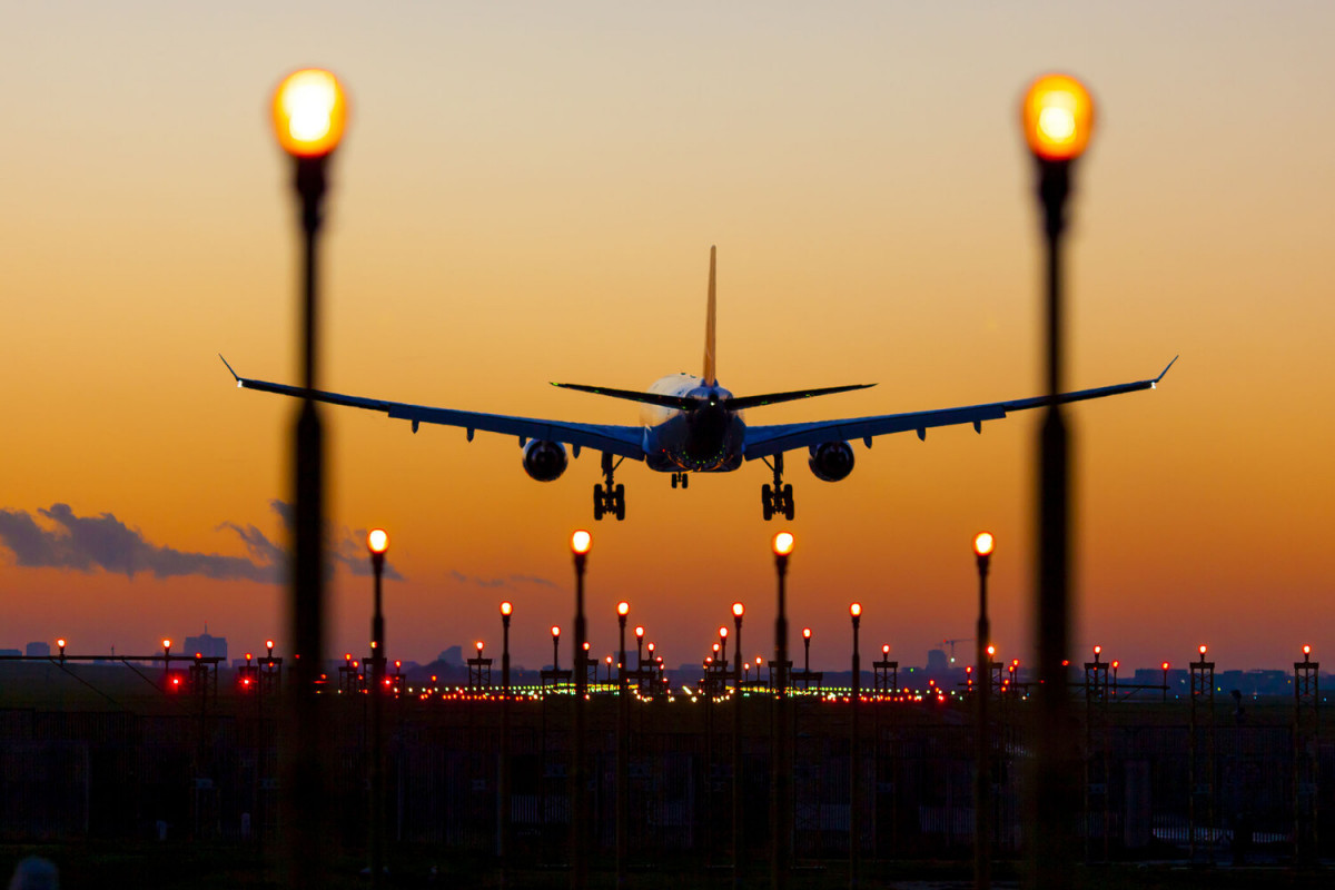 ABŞ-da 8000-dən çox uçuş əlverişsiz hava şəraiti səbəbilə təxirə salınıb