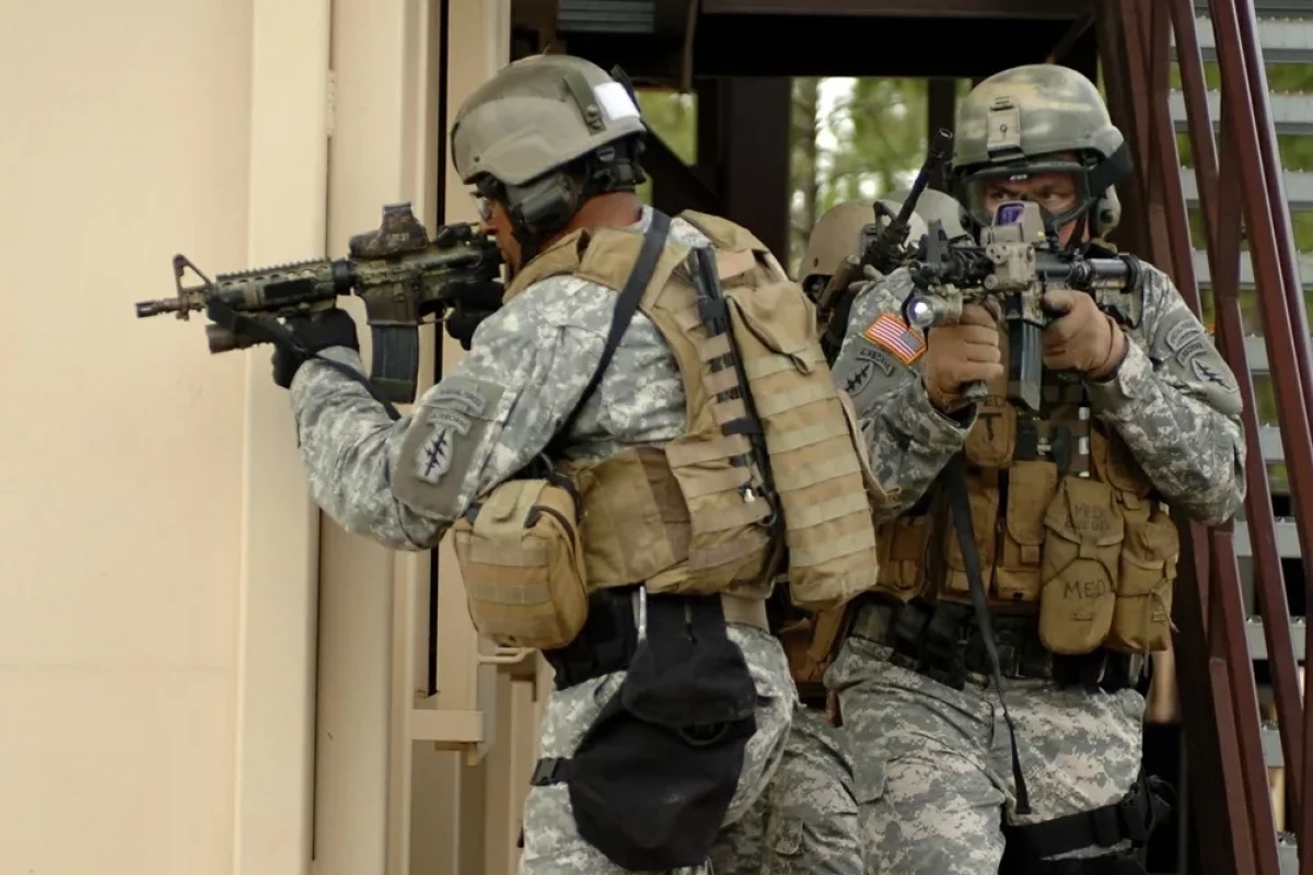 KİV: Venesuelada keçirilən əməliyyat zamanı ABŞ-ın yeddi hərbçisi yaralanıb