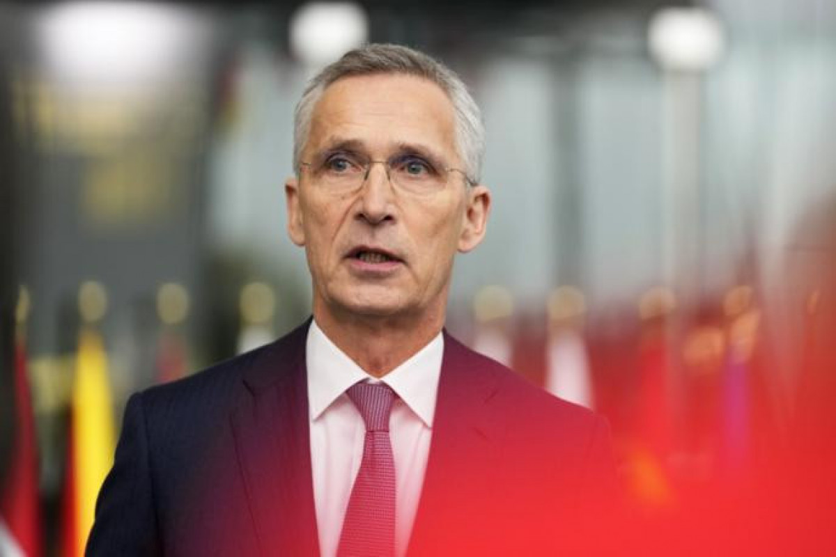 Stoltenberq Qərb ölkələrini Rusiya ilə dialoqa çağırıb