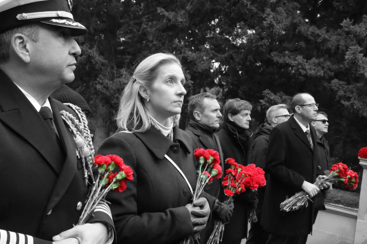 ABŞ səfirliyi 20 Yanvar faciəsinin 36-cı ildönümü ilə bağlı başsağlığı verib