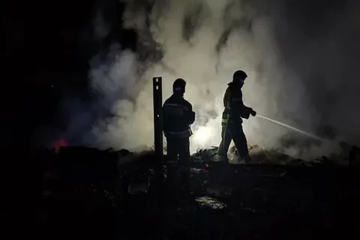 Penzada neft bazasında PUA hücumu nəticəsində yanğın baş verib