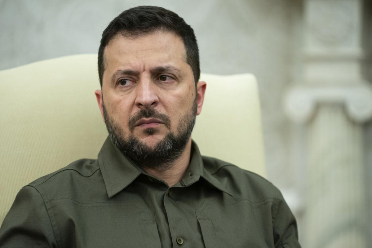 Zelenski: Rusiya və Belarus istisna olmaqla istənilən ölkədə danışıqlara hazırıq