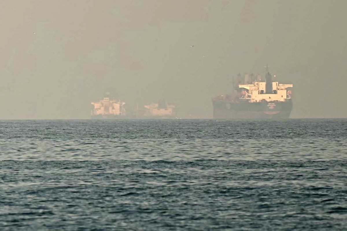 KİV: İranın koordinasiyası ilə daha bir tanker Hörmüz boğazından keçib