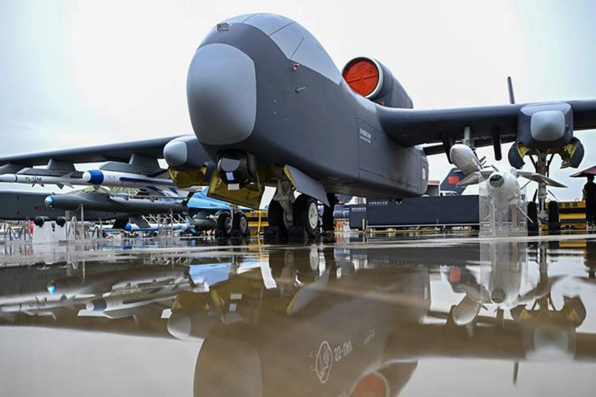 Çin dünyanın ən böyük pilotsuz uçuş aparatını təqdim edib