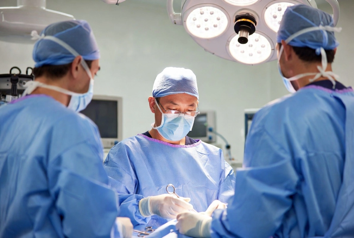 Çində 55 gün komada qalan səkkiz yaşlı oğlanın möcüzəvi oyanışı