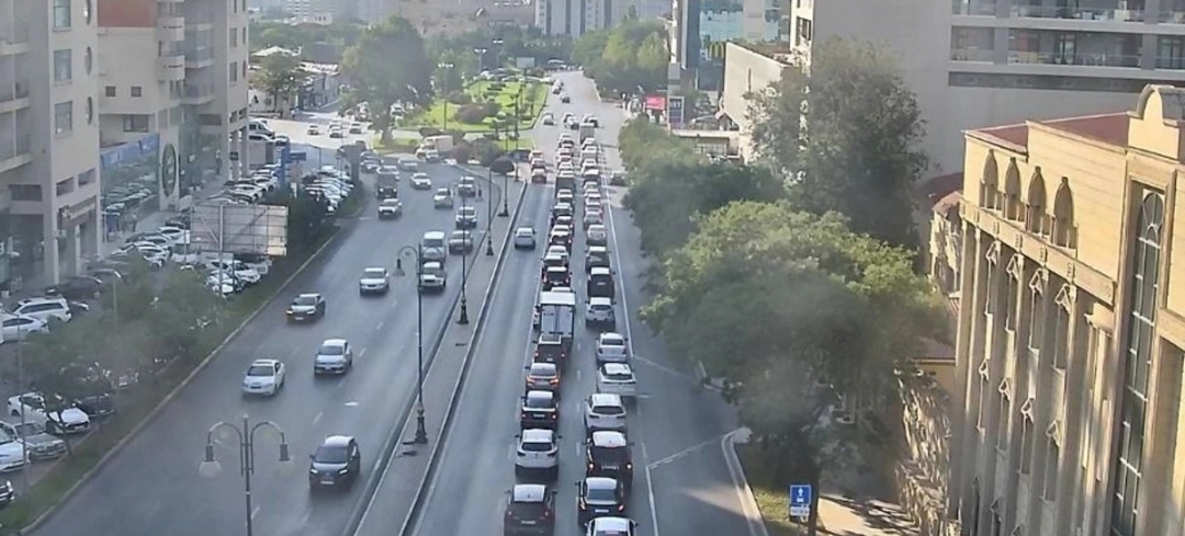 Bakının hansı küçələrində sıxlıq var