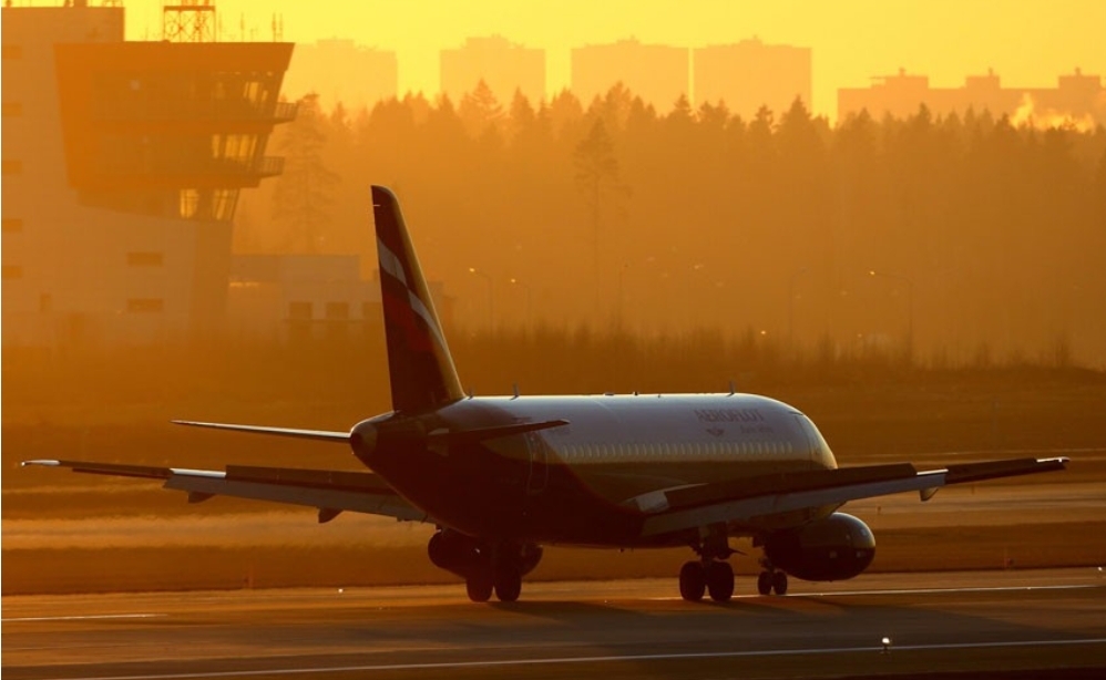 Altı hava limanında təhlükəsizlik məqsədilə uçuşlar dayandırılıb