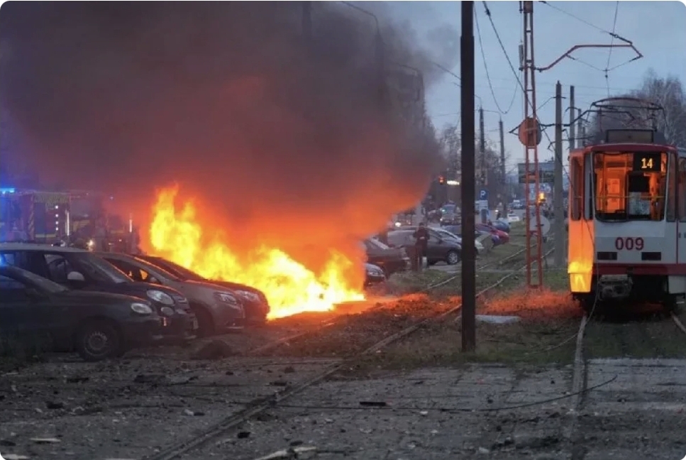 Rusiya Zaporojyeyə hücum edib, 15 nəfər yaralanıb