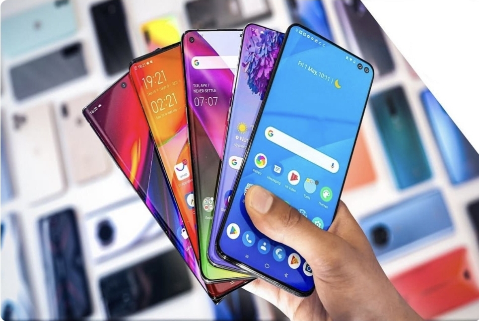 Bu il Azərbaycana 700 min ədədə yaxın smartfon idxal edilib