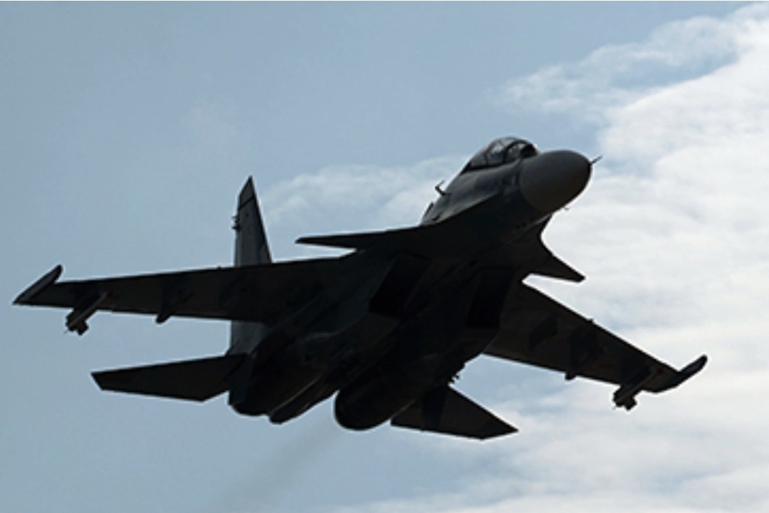 Rusiya qırıcıları Baltik dənizində təhlükəsizlik zonasını pozub