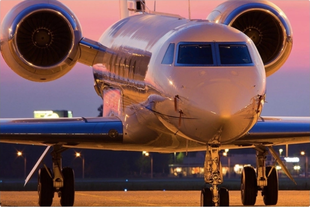 Polşanın əsas hava limanı bütün istiqamətlər üzrə uçuşları dayandırıb