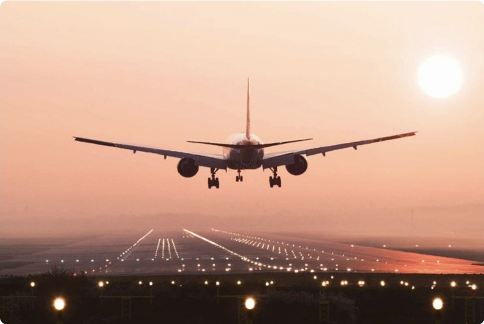 “American Airlines” şirkətinin işçiləri təyyarənin şassi bölməsində cəsəd tapıblar