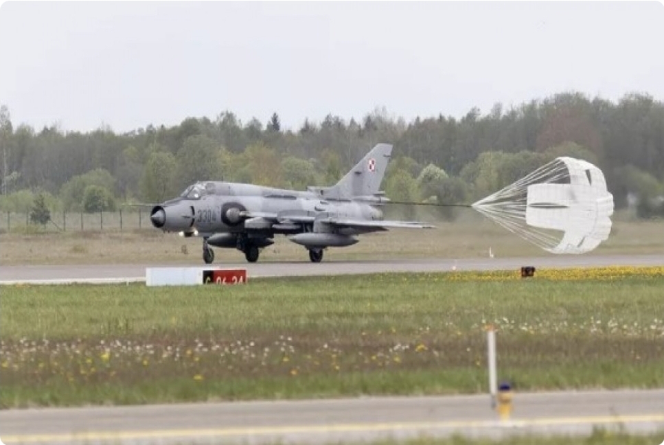 Polşa istismar müddətini başa vurmuş sovet qırıcılarını satışa çıxarıb