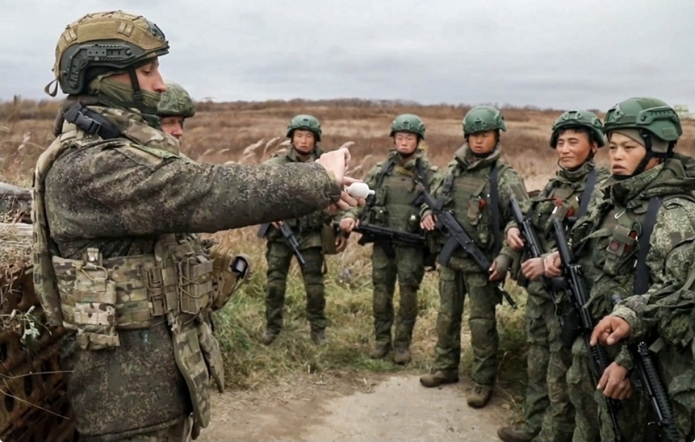 KİV: Şimali Koreya Rusiyaya minlərlə hərbçi göndərəcək