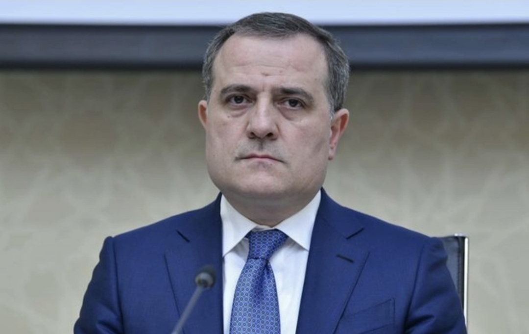 Ceyhun Bayramov Makronun təhdidlərinə Prezident İlham Əliyevin necə cavab verdiyindən danışdı