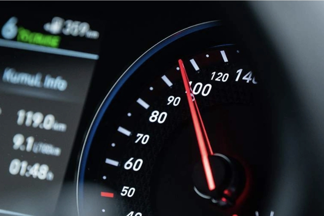 Çində avtomobillərin sürətlənmə vaxtı məhdudlaşdırılacaq