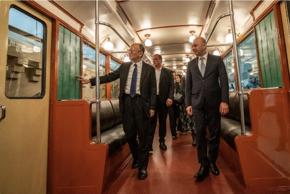 Azərbaycan ADB ilə şəhər nəqliyyat şəbəkəsinin genişləndirilməsinin növbəti mərhələsini müzakirə edib