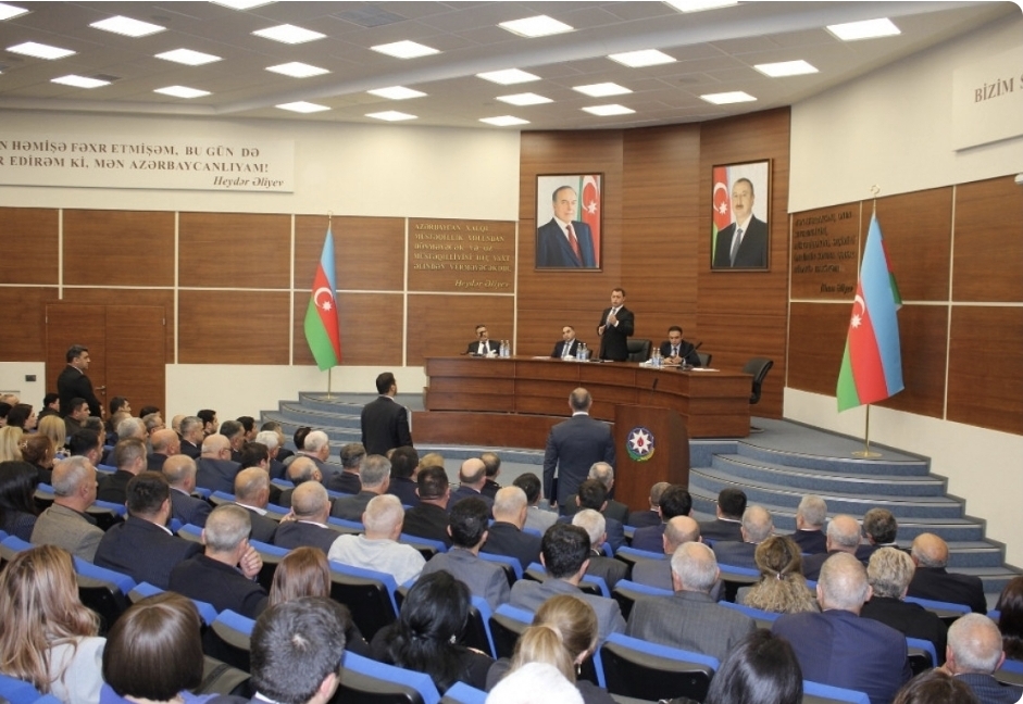 Bakıda qışa hazırlıqla bağlı müşavirələr keçirilib