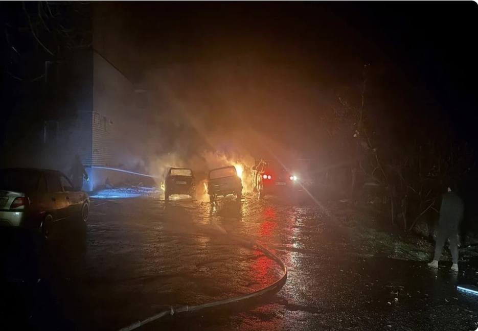 Rusiya Xarkova zərbələr endirib, 3 ölü, 10 yaralı