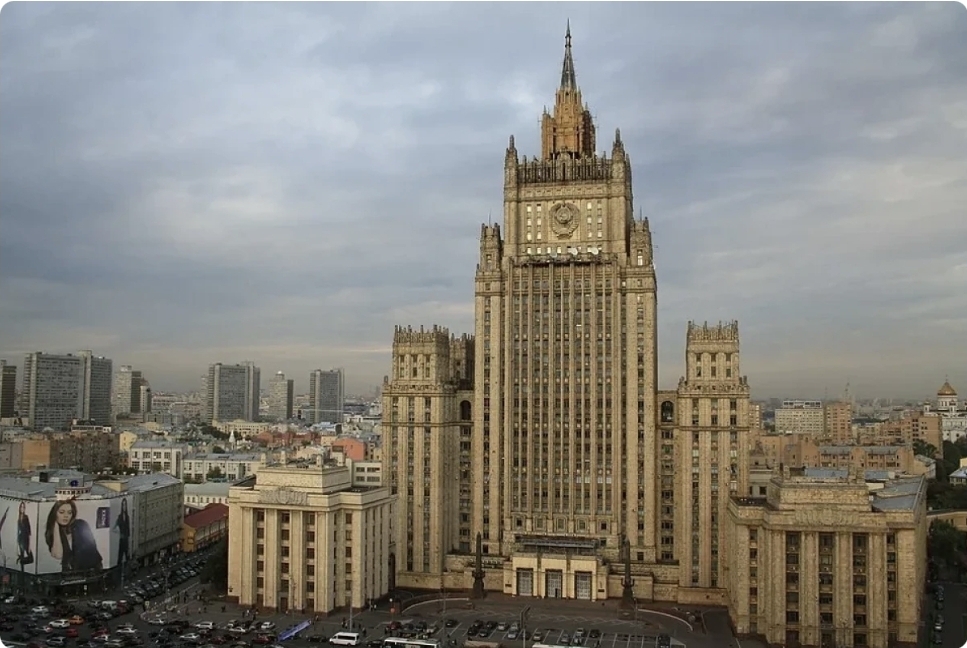 Rusiya XİN: Moskva Kiyevdən danışıqların dayandırılması barədə rəsmi bildiriş almayıb