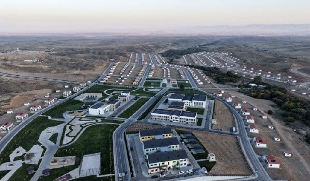 Horovlu kəndinə növbəti köç karvanı yola salındı