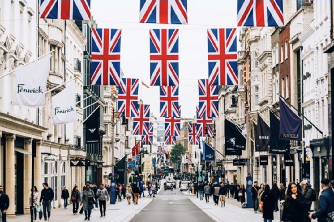 Dünyanın ən bahalı ticarət küçələri açıqlandı