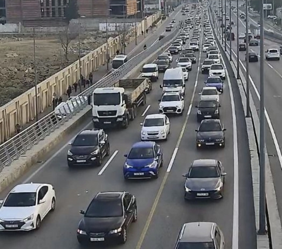 Paytaxtda sıxlıq olan küçələrin SİYAHISI - 20.11.2025