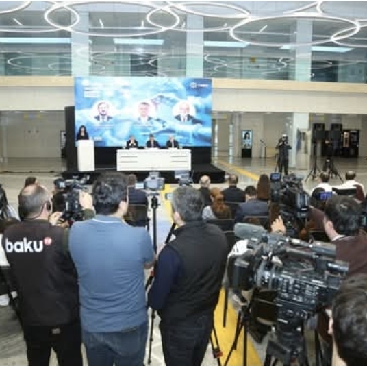 Dr.Barat Yusubov: Klinikamızda robotik cərrahiyyə dövrü başlayır