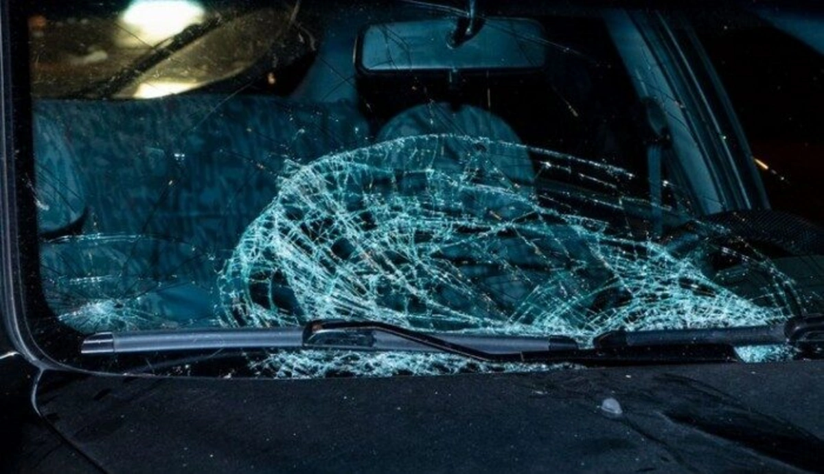 Tovuzda sərnişin avtobusu minik maşını ilə toqquşub