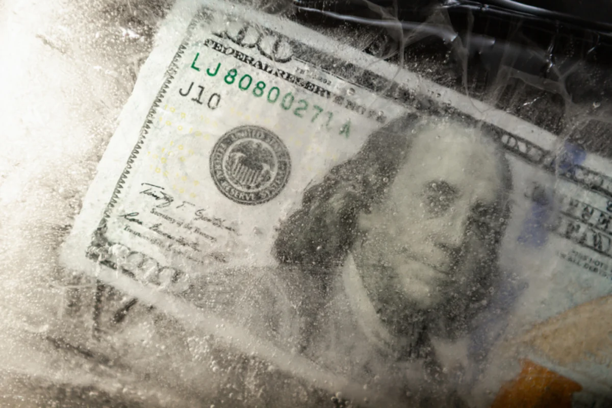 BƏƏ-dən Tehrana qarşı sərt addım: İranın milyardlarla dollarlıq aktivləri dondurulur