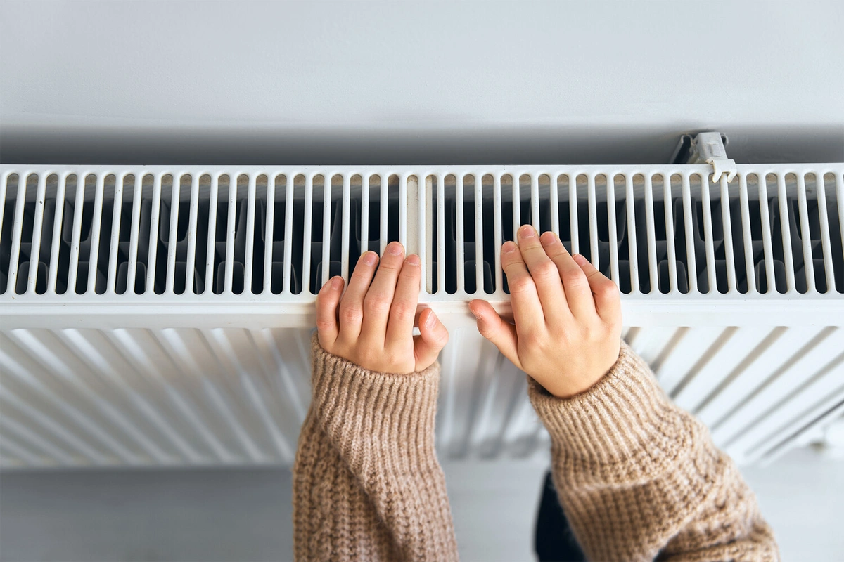 Hansı xəstəliklər zamanı əllər və ayaqlar daim donur?