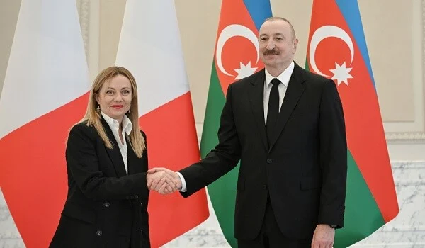 Ermənistanla münasibətləri də müzakirə etdik - Meloni