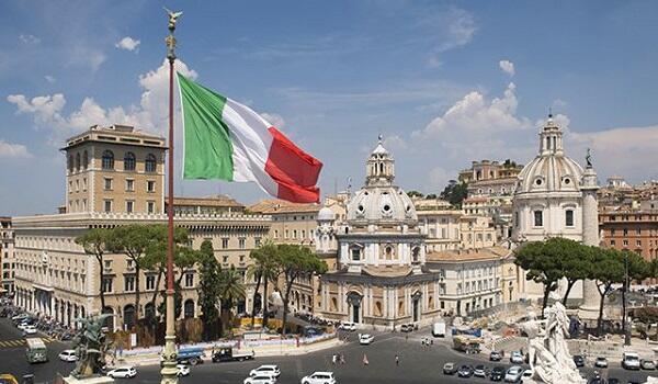 İtaliya döyüşlərdə həlak olan 120 azərbaycanlını andı