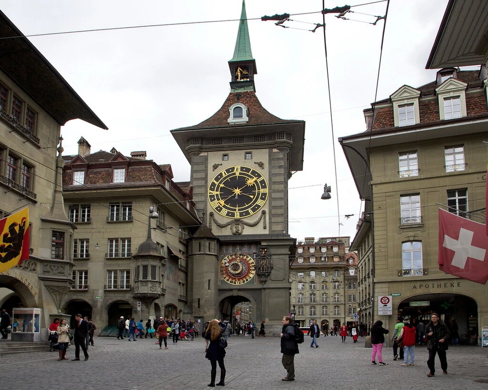 İsveçrə 92 balla birinci oldu: Ağıllı insanların yaşadığı ölkələrin REYTİNQİ